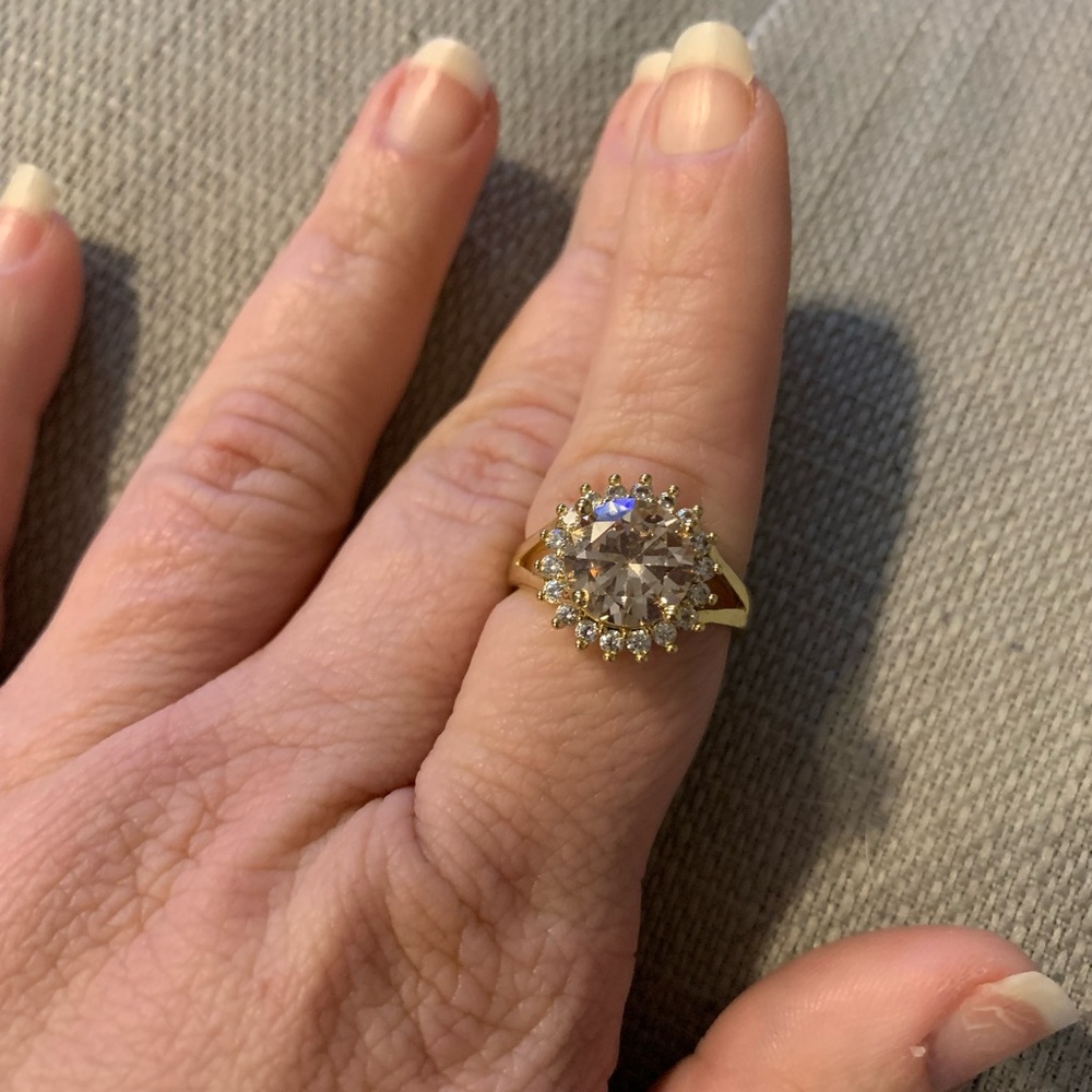 Beautiful Gold ring